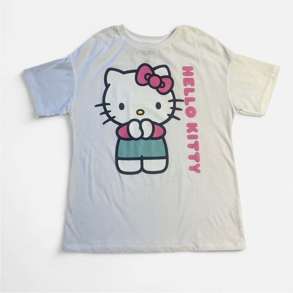Hello Kitty graphic tee
